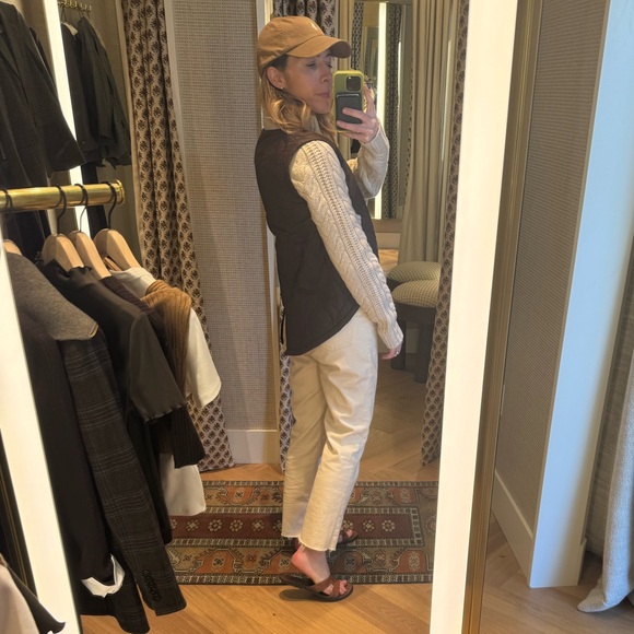 Meet your Posher, Kristen - Picture 1 of 1